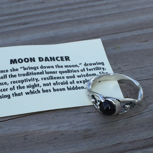 Moon Dancer Night Goddess Ring Sterling Silver w/ genuine Star Diopside USA - Picture 6 of 8